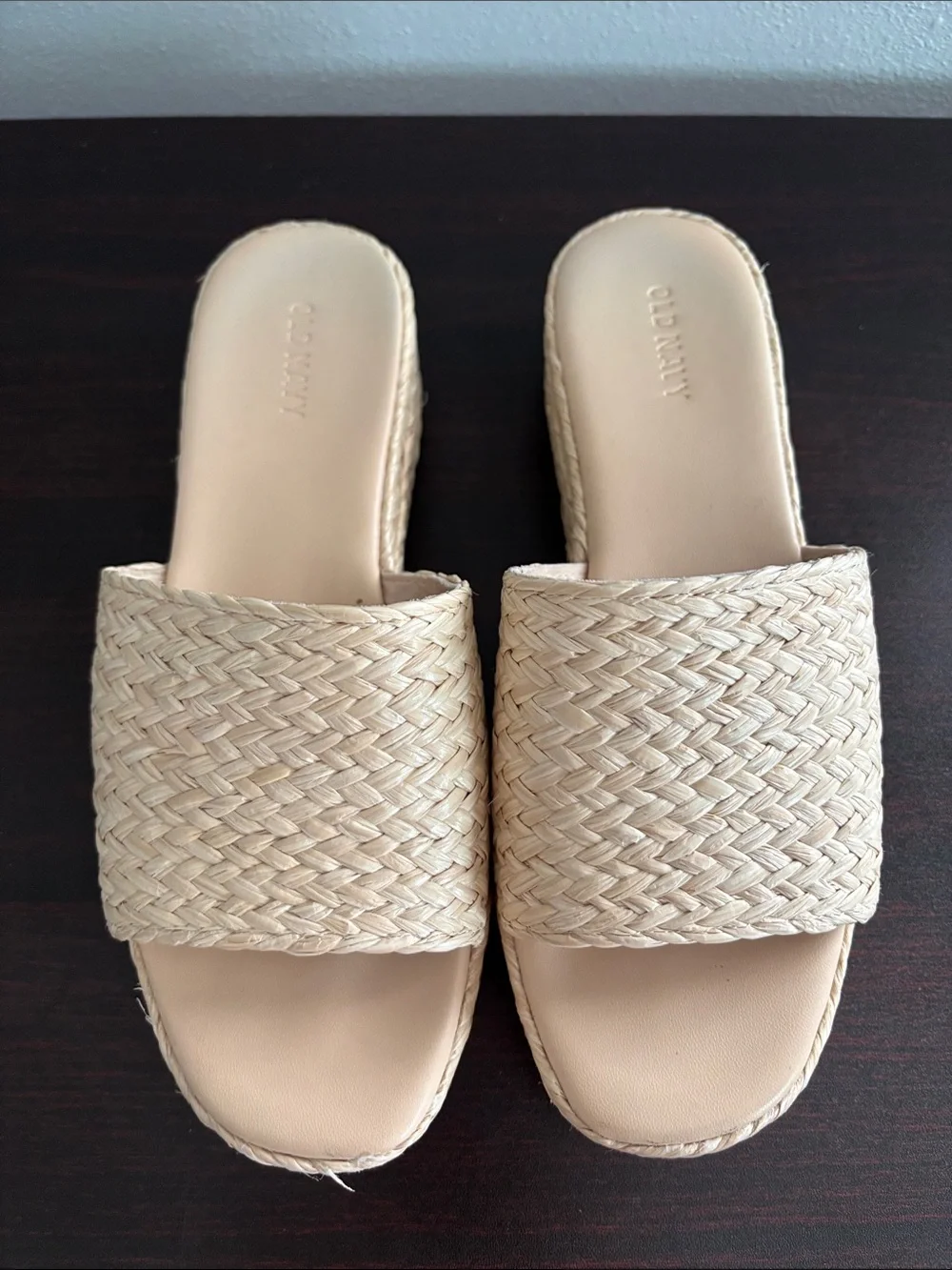 Old Navy Natural Woven Platform Slide Sandals